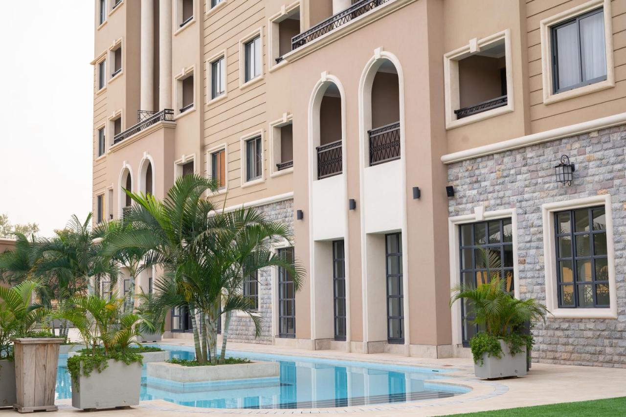 Fontis Residences Hotel Kampala Exterior photo